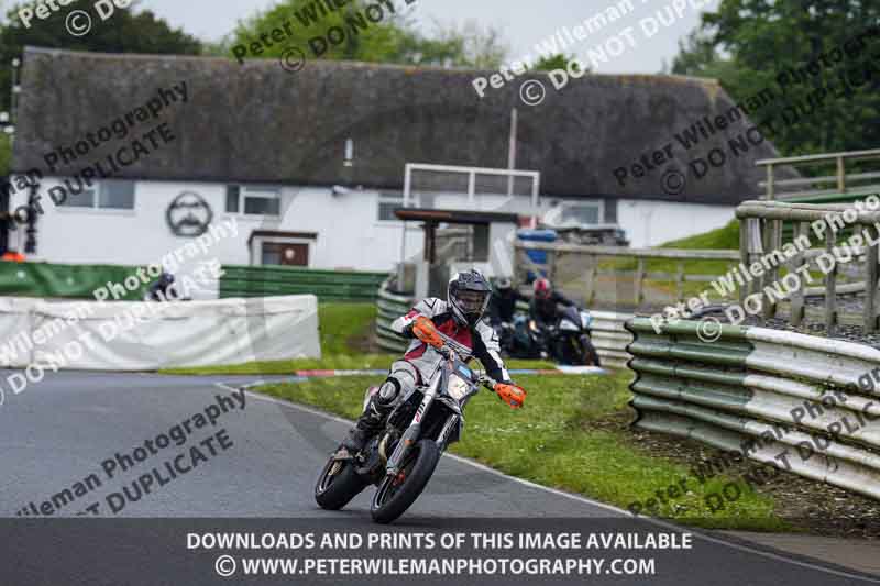 enduro digital images;event digital images;eventdigitalimages;mallory park;mallory park photographs;mallory park trackday;mallory park trackday photographs;no limits trackdays;peter wileman photography;racing digital images;trackday digital images;trackday photos